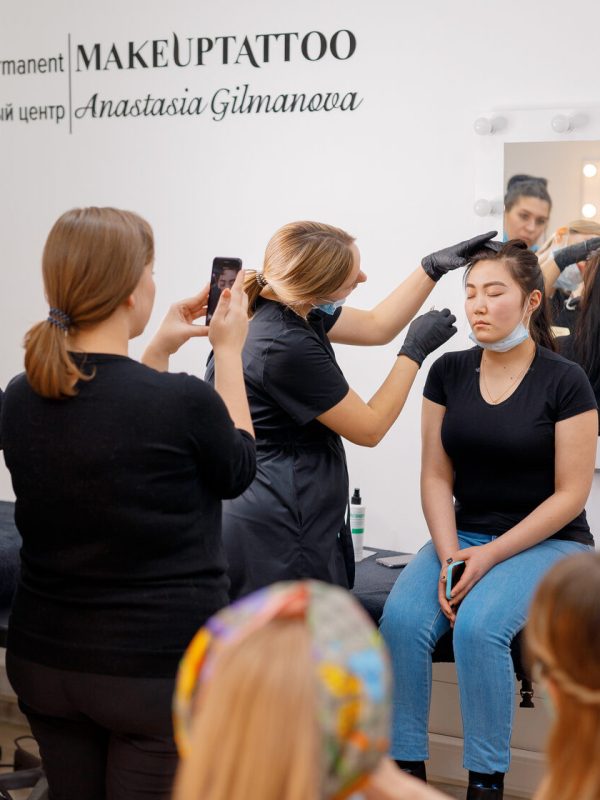 Обучение в Makeup Tattoo School